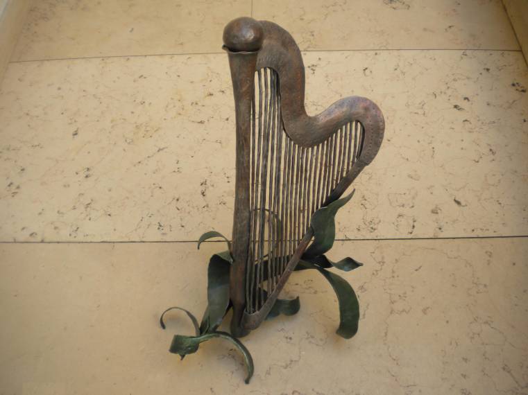 arpa-ferro-battuto