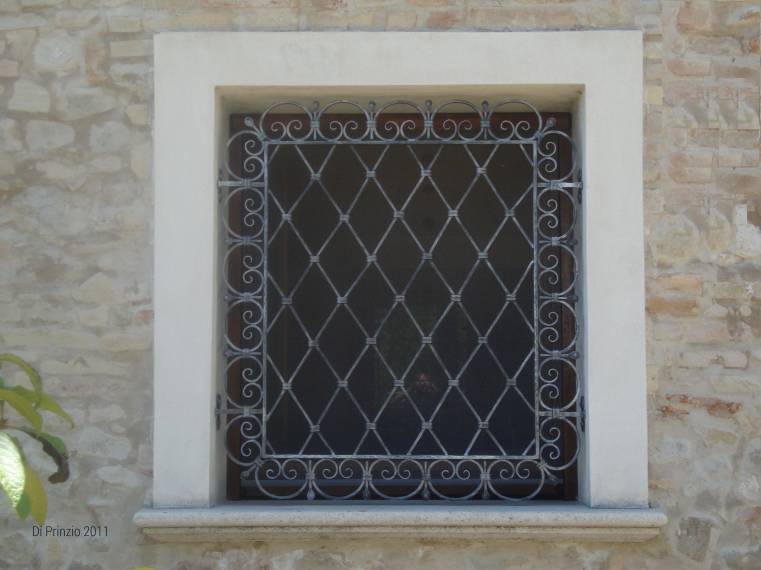 Protezione-in-ferro-battuto
