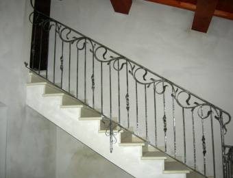 Ringhiera-con-greca