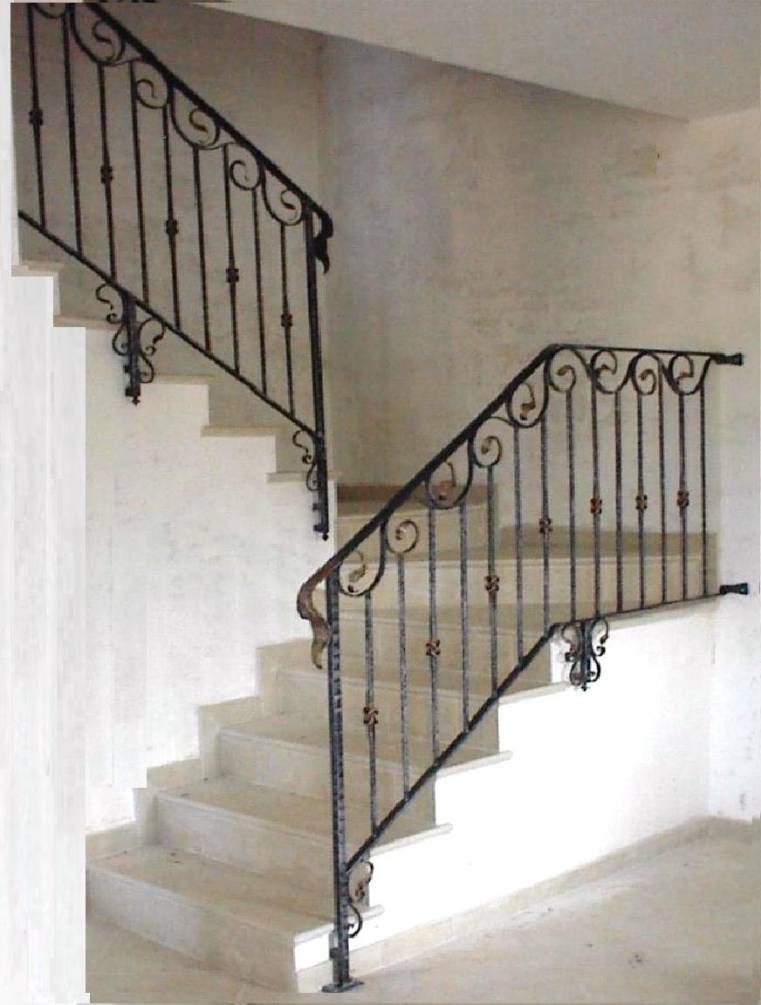 Scala lineare con greca