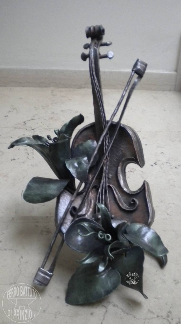 Violino - scultura in ferro battuto