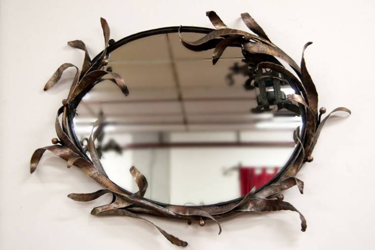 Specchio in ferro battuto