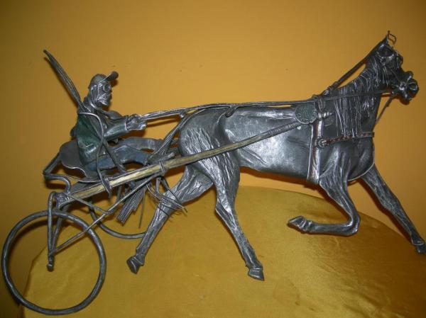 Scultura in ferro battuto - Cavallo al trotto