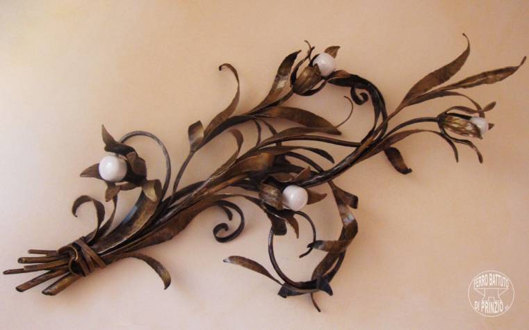 Appendini Rustici Mensola Con 5 Appendini Euronovità - Stile Shabby Chic Ferro Battuto Panna Mensole Cucina